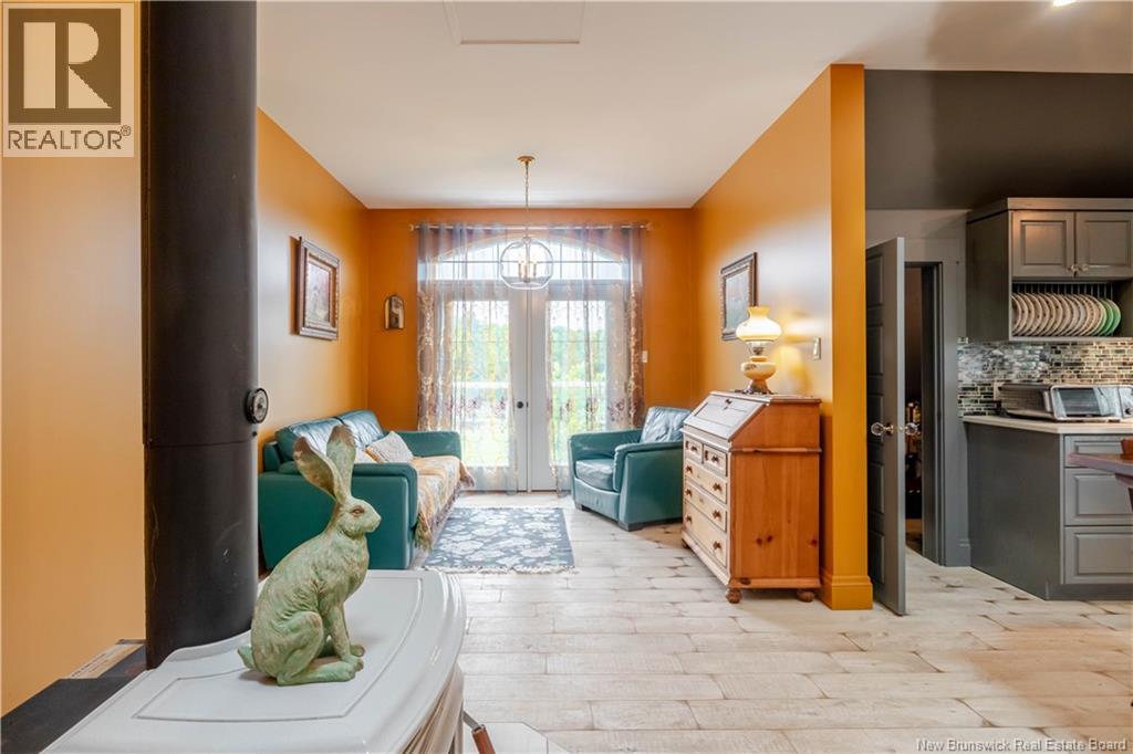 81 Mary Ellen Drive - Image 17
