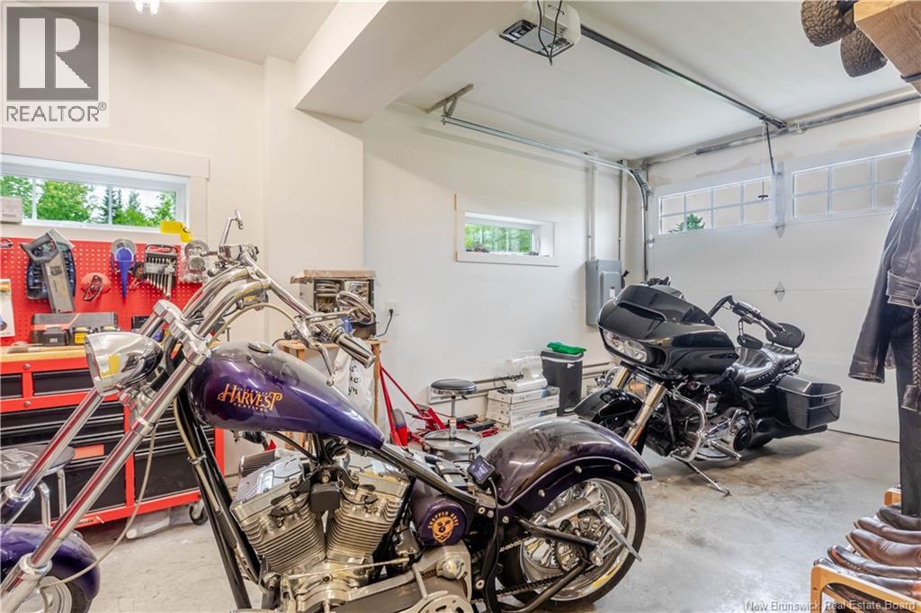 81 Mary Ellen Drive - Image 38