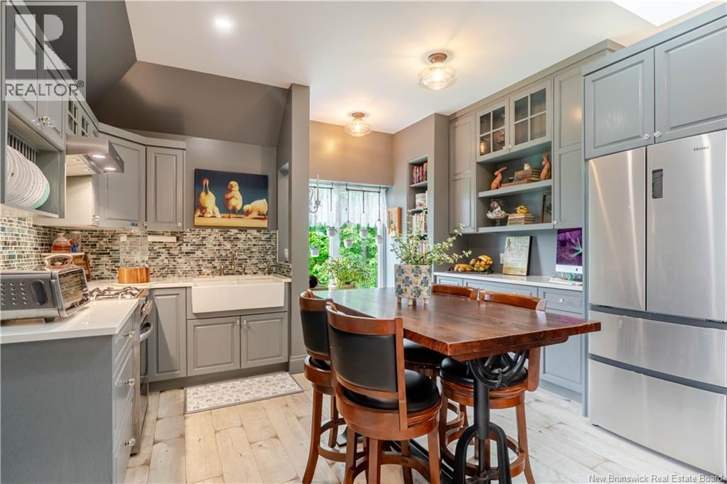 81 Mary Ellen Drive - 5