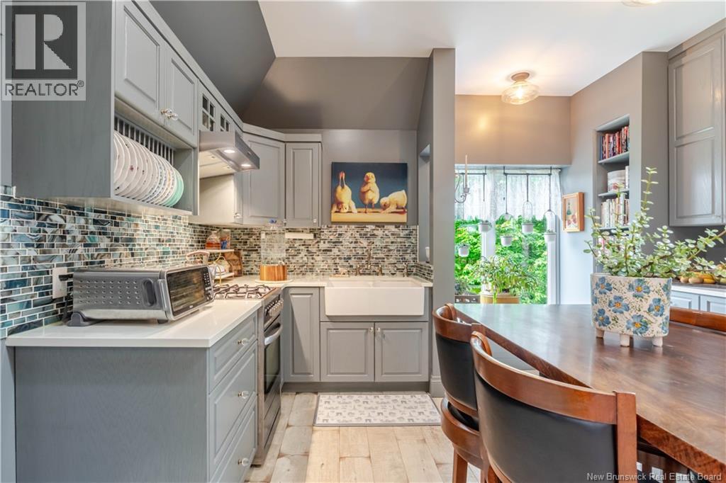 81 Mary Ellen Drive - Image 6