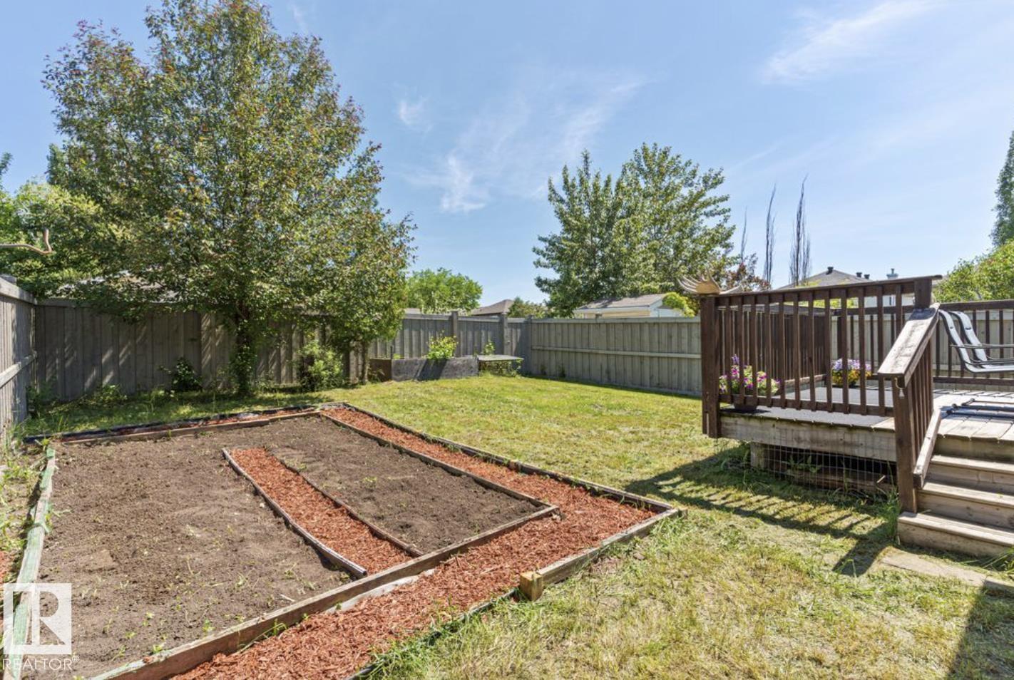 1007 Macewan Cl SW — photo 49