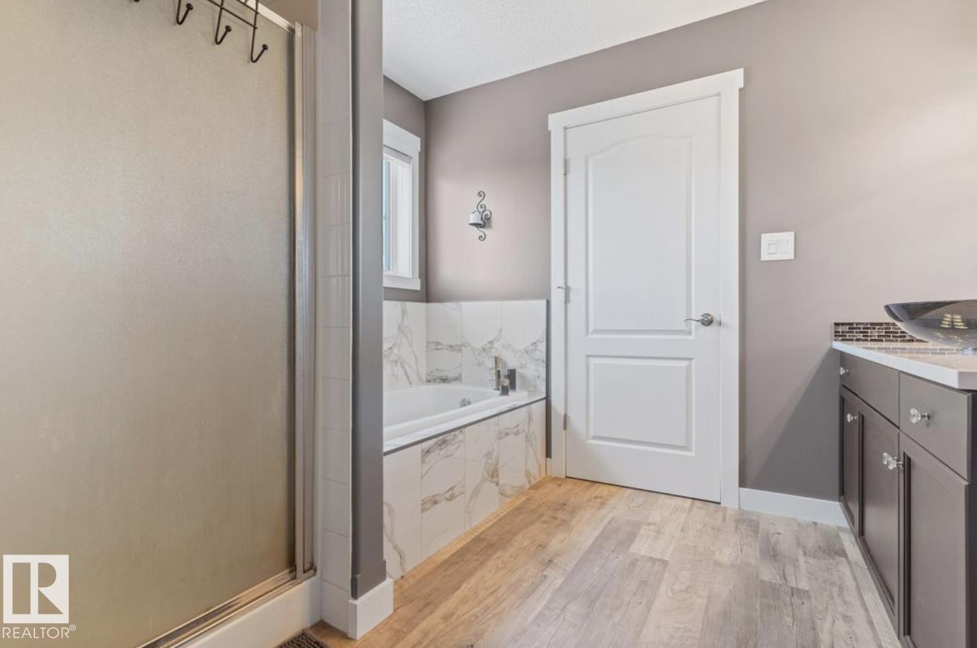 1007 Macewan Cl SW — photo 38