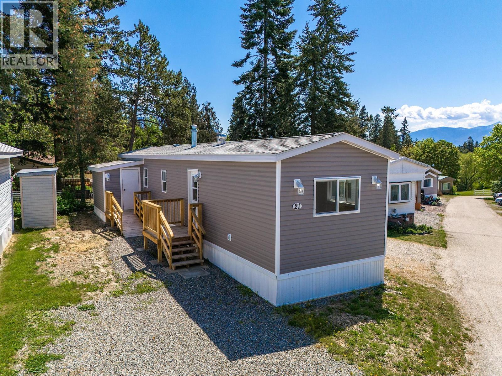 #21 1421 Erickson Road - 1
