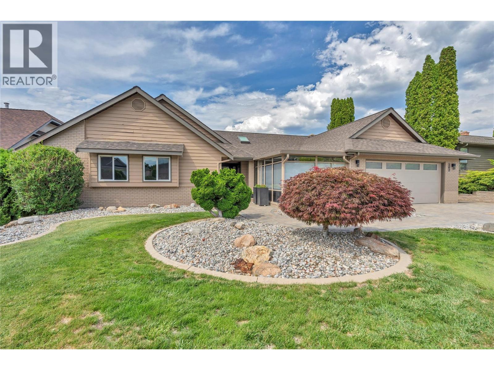 163 Westview Drive - 2