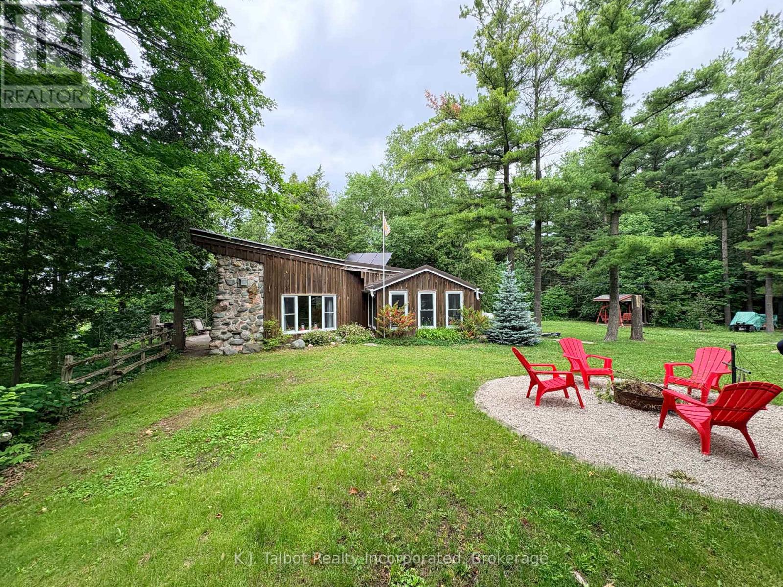 81001 FALLS ROAD - 26