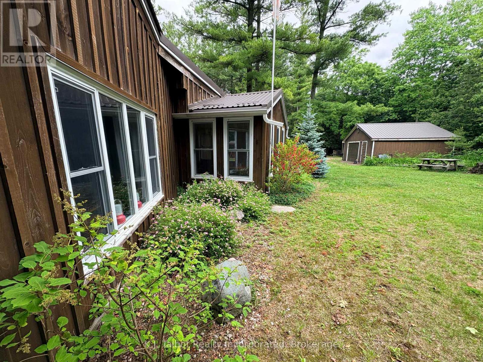 81001 FALLS ROAD - 28