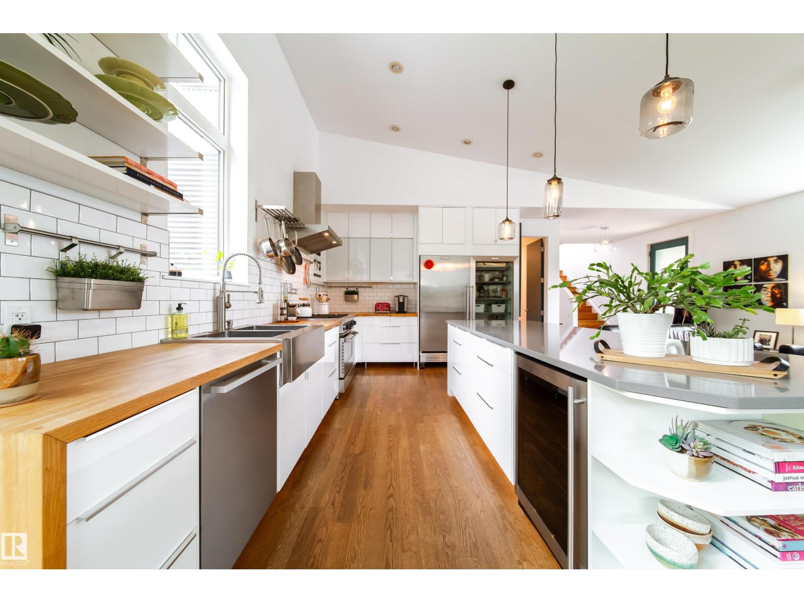 14508 78 AV NW - 15