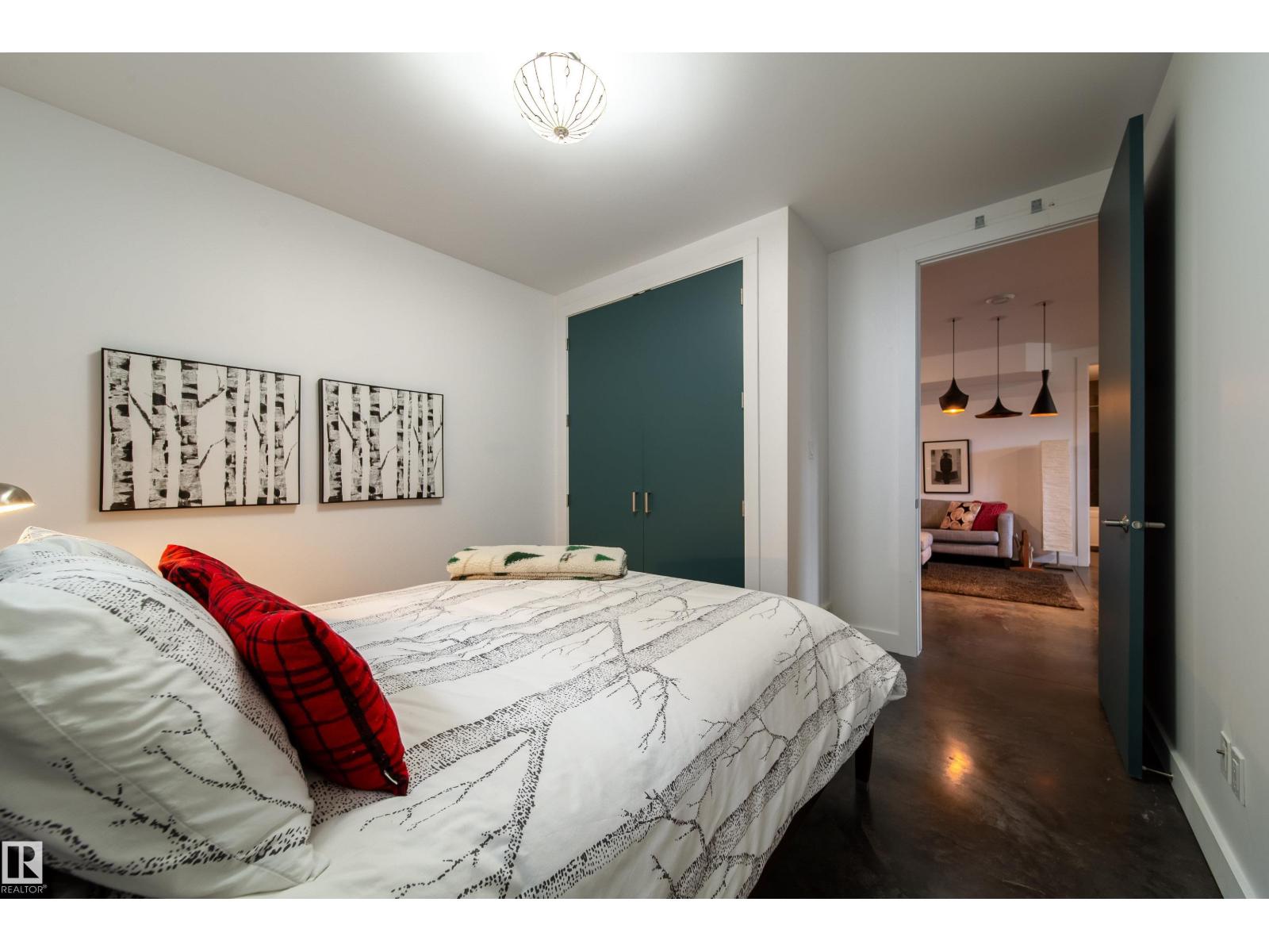 14508 78 AV NW - 54