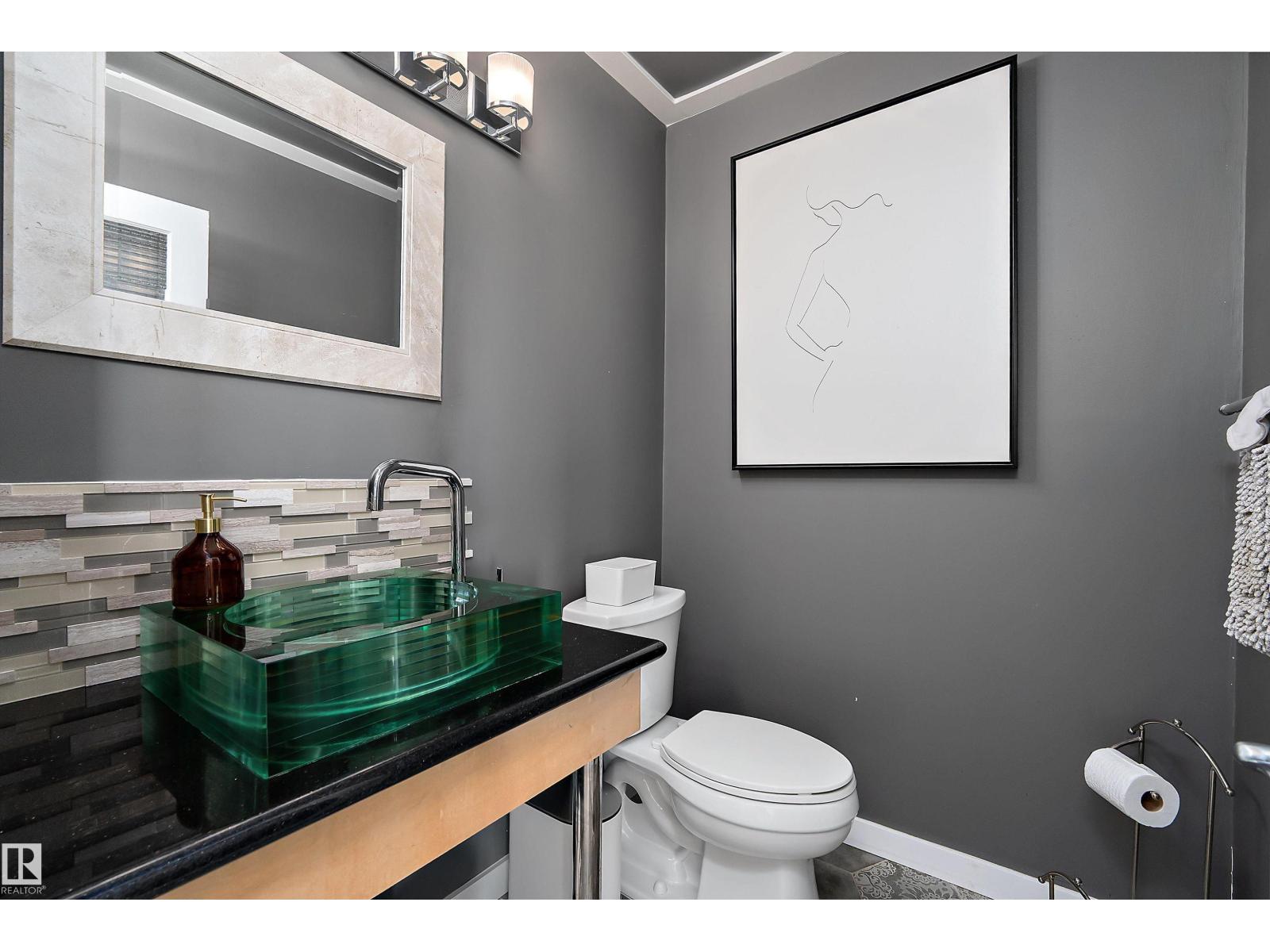 4 Wentworth CR — photo 12