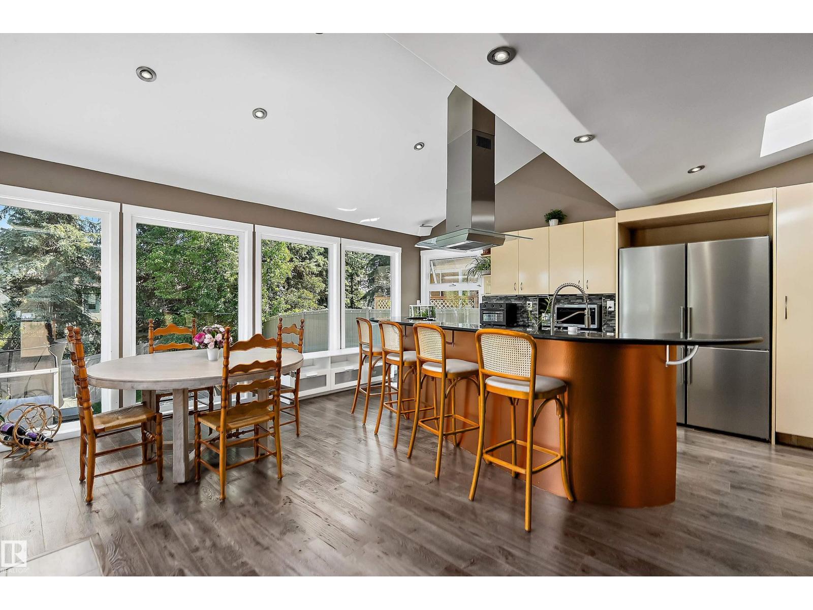 4 Wentworth CR — photo 49