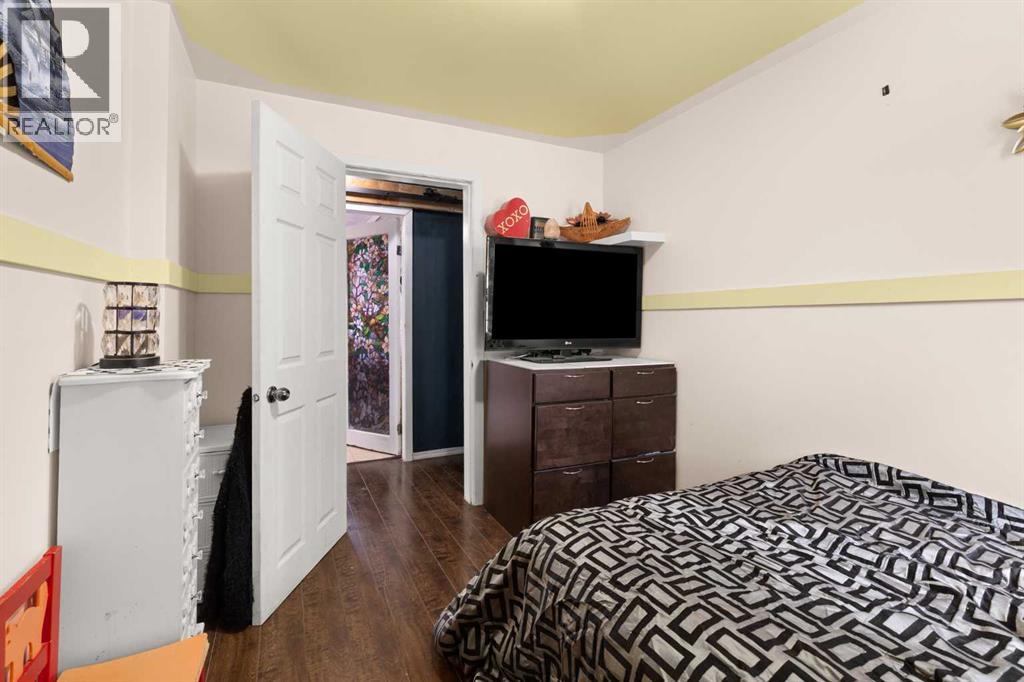 528 Dundee Street SE — photo 20