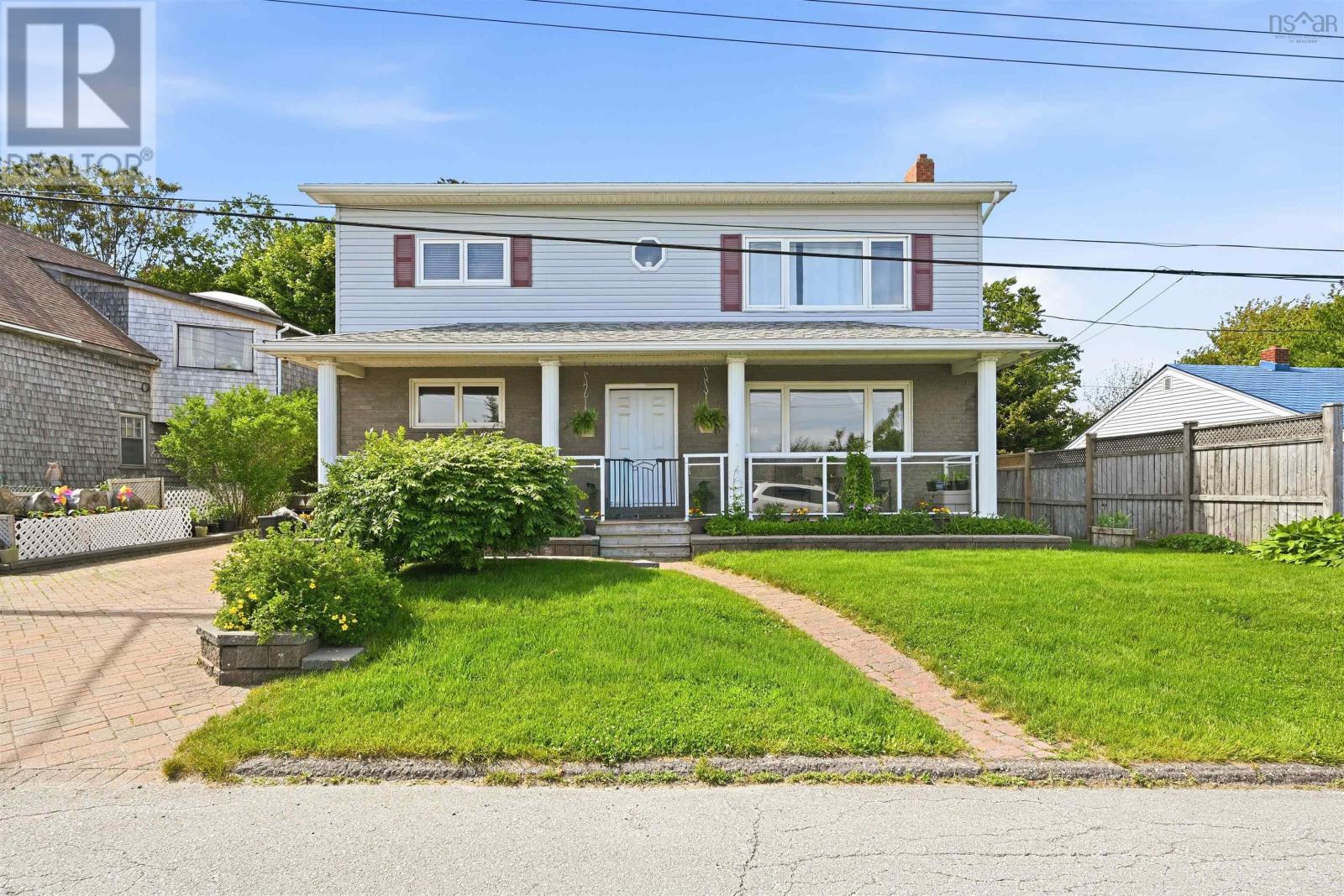 Property 2 of 48 of 121 School Avenue
