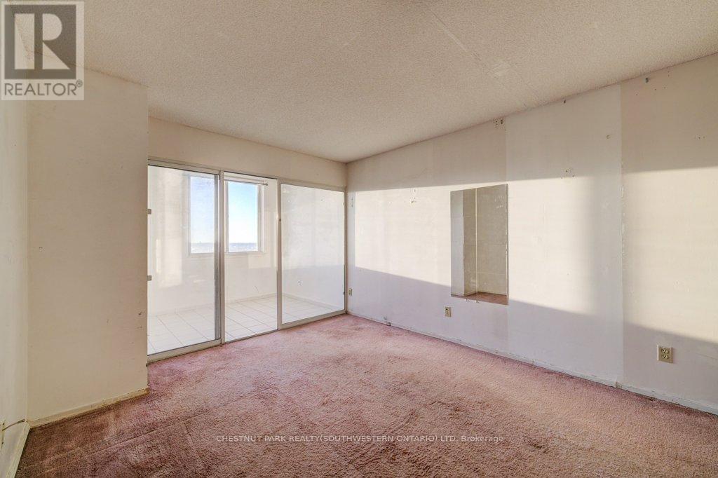 #1913 80 ALTON TOWER CIRCLE - 14