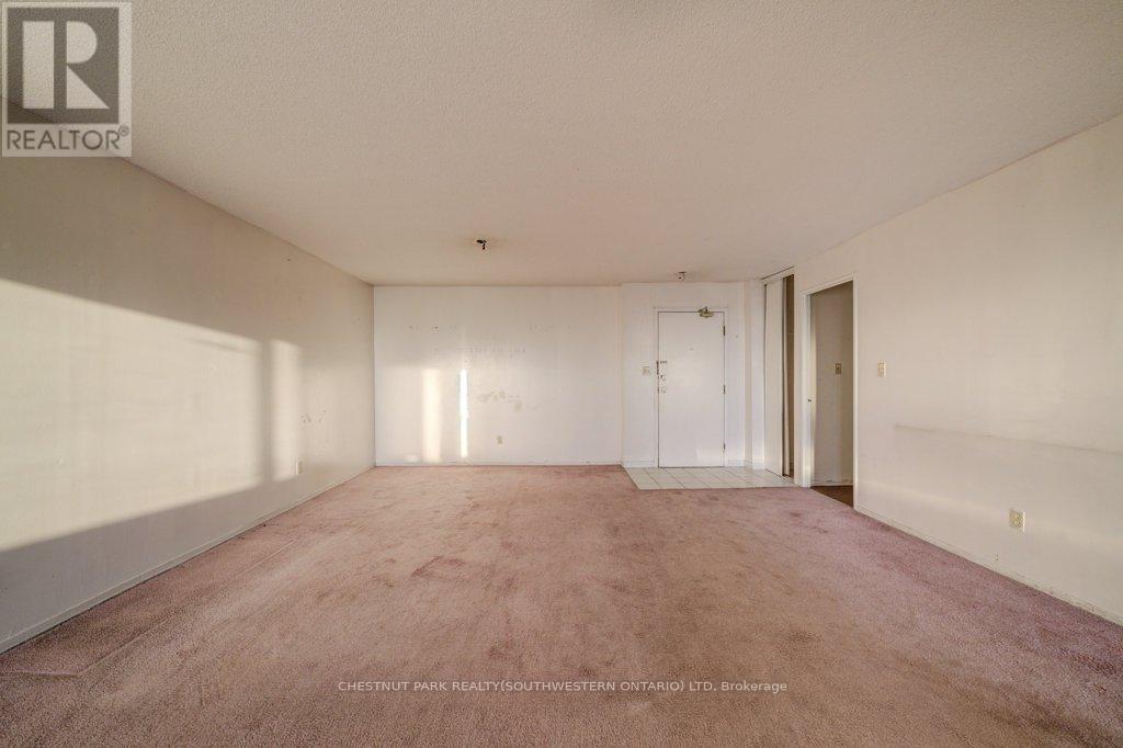 #1913 80 ALTON TOWER CIRCLE - 15