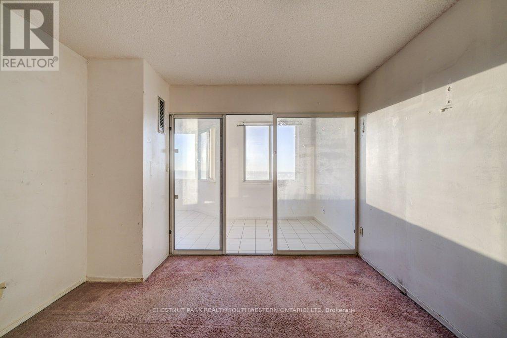#1913 80 ALTON TOWER CIRCLE - 17