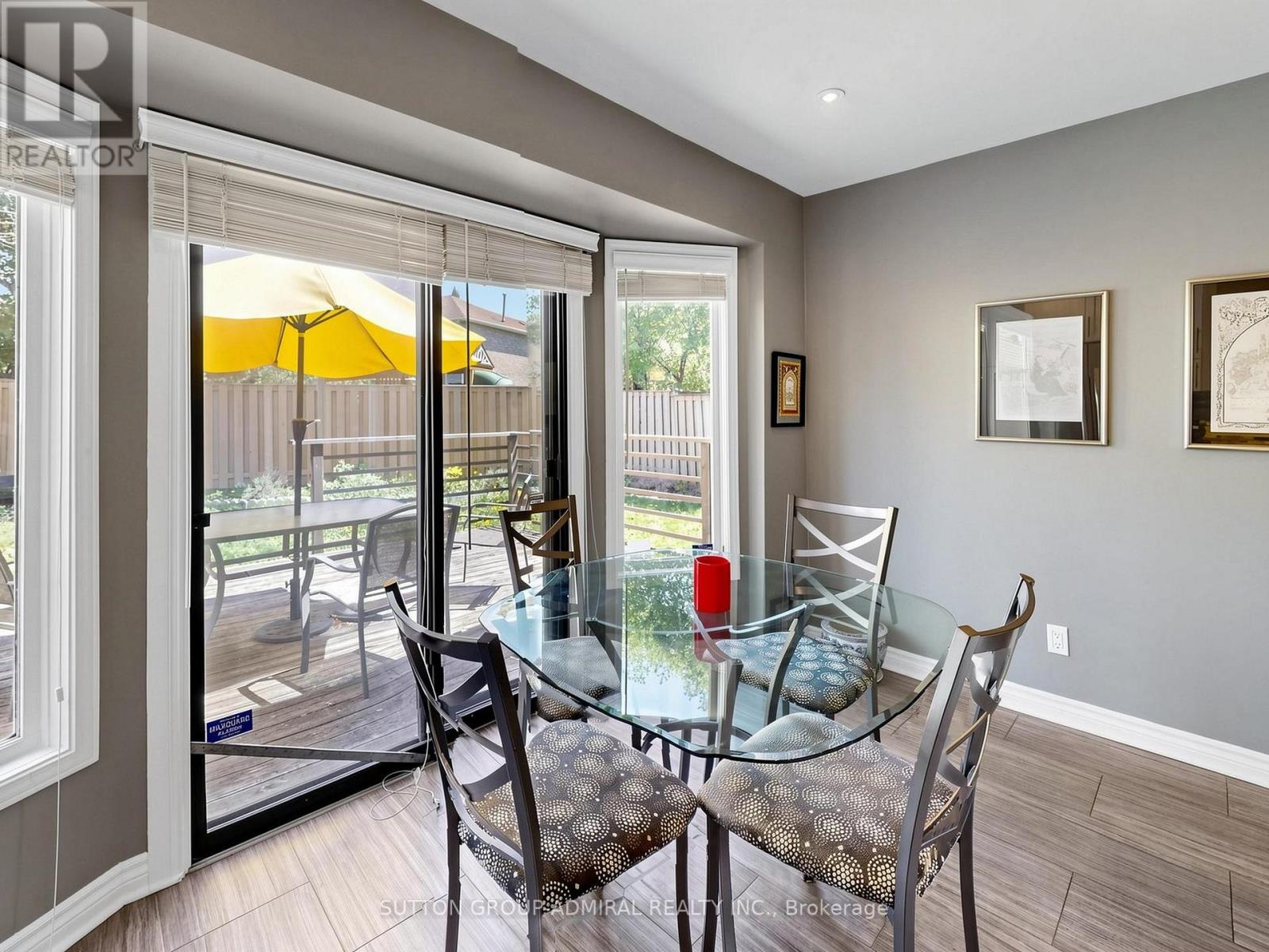 20 ESTHER CRESCENT - 19
