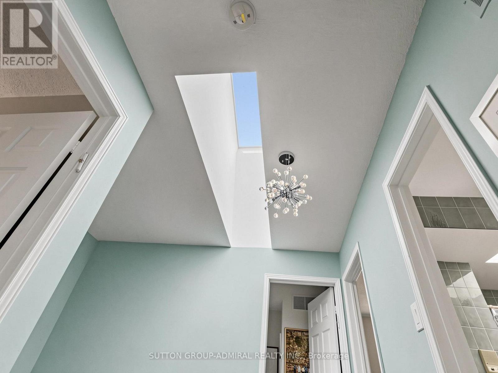 20 ESTHER CRESCENT - 23