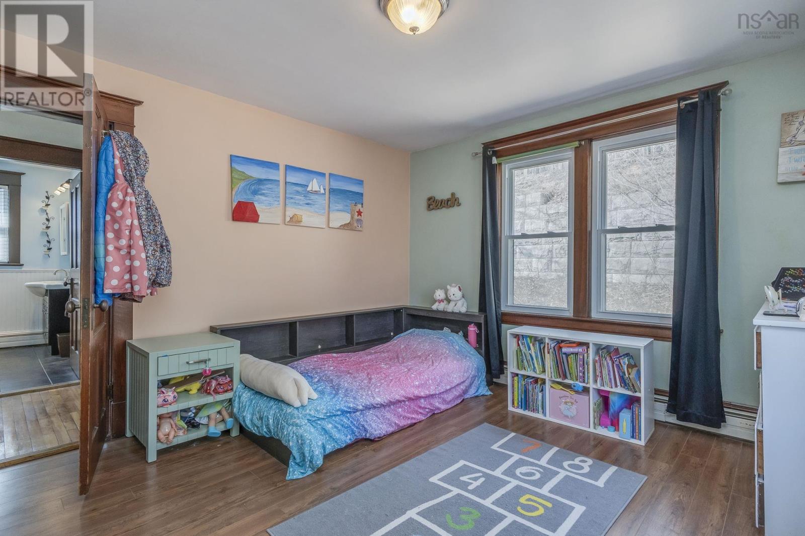 25 Willow Lane - 33