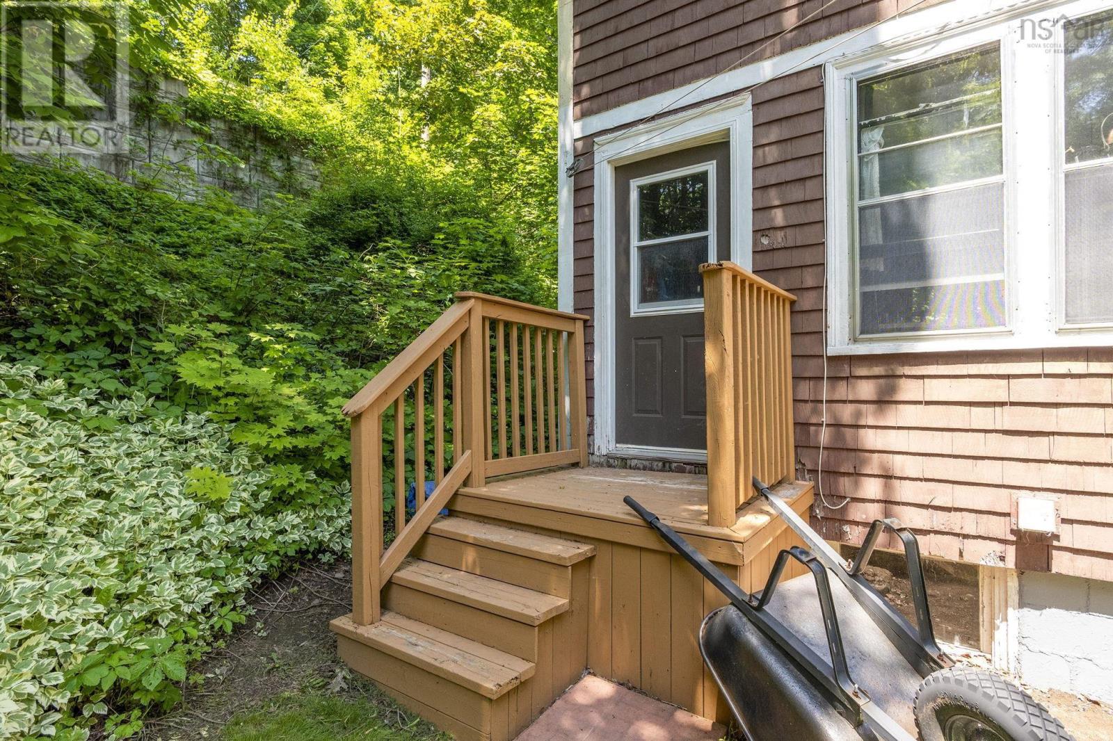 25 Willow Lane - 41