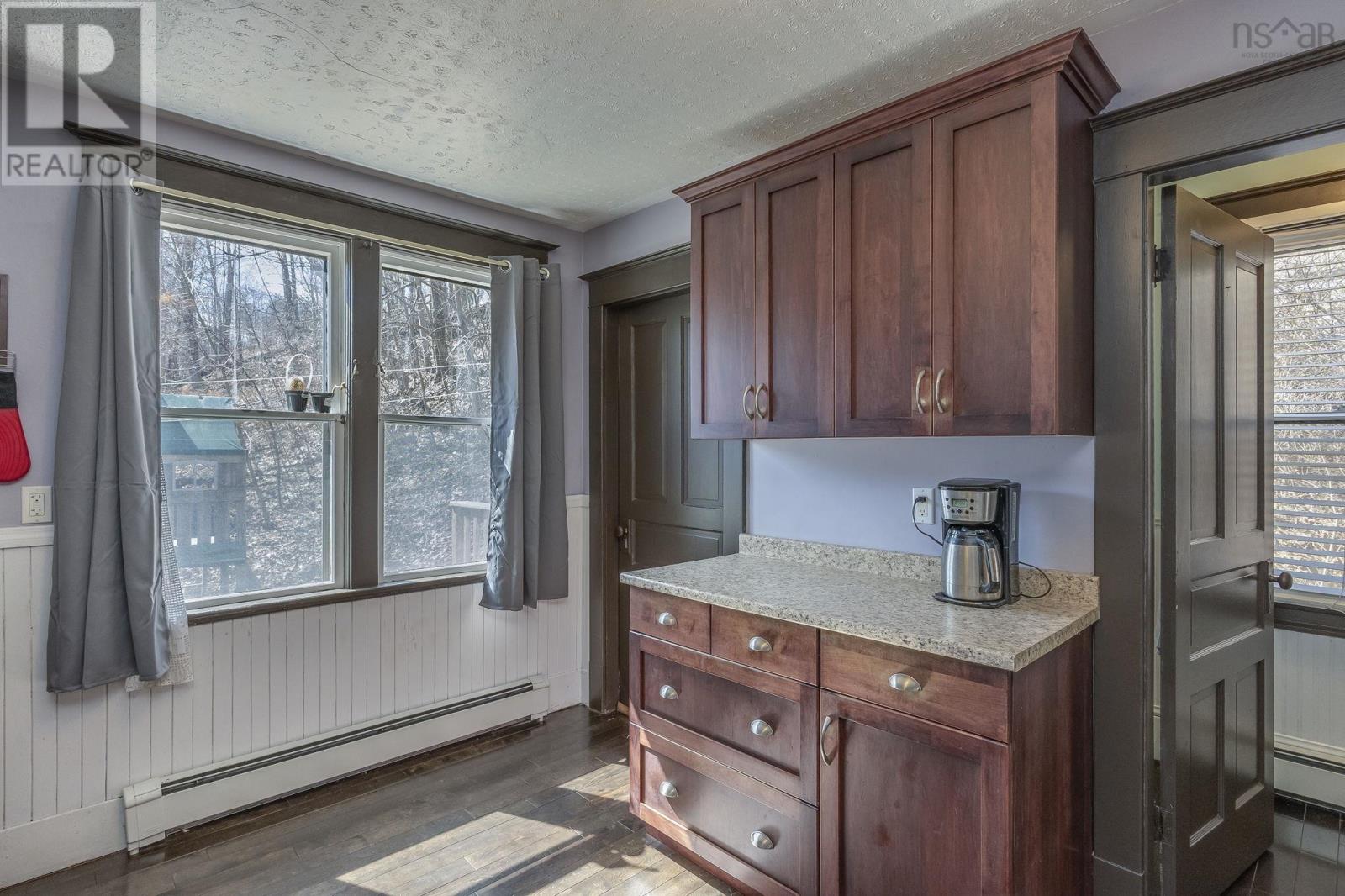 25 Willow Lane - 23