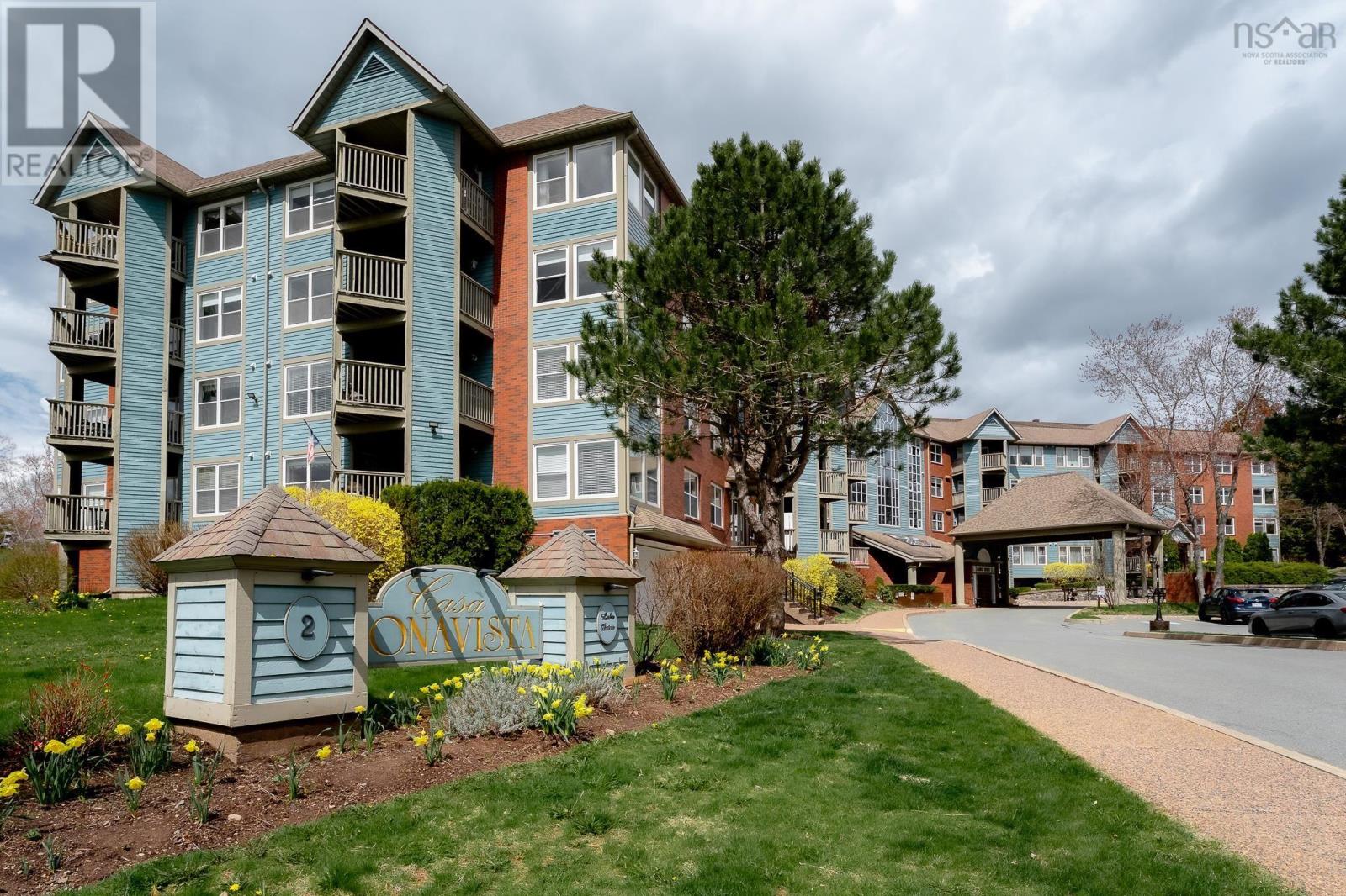 #407 2 Lake Drive - 3
