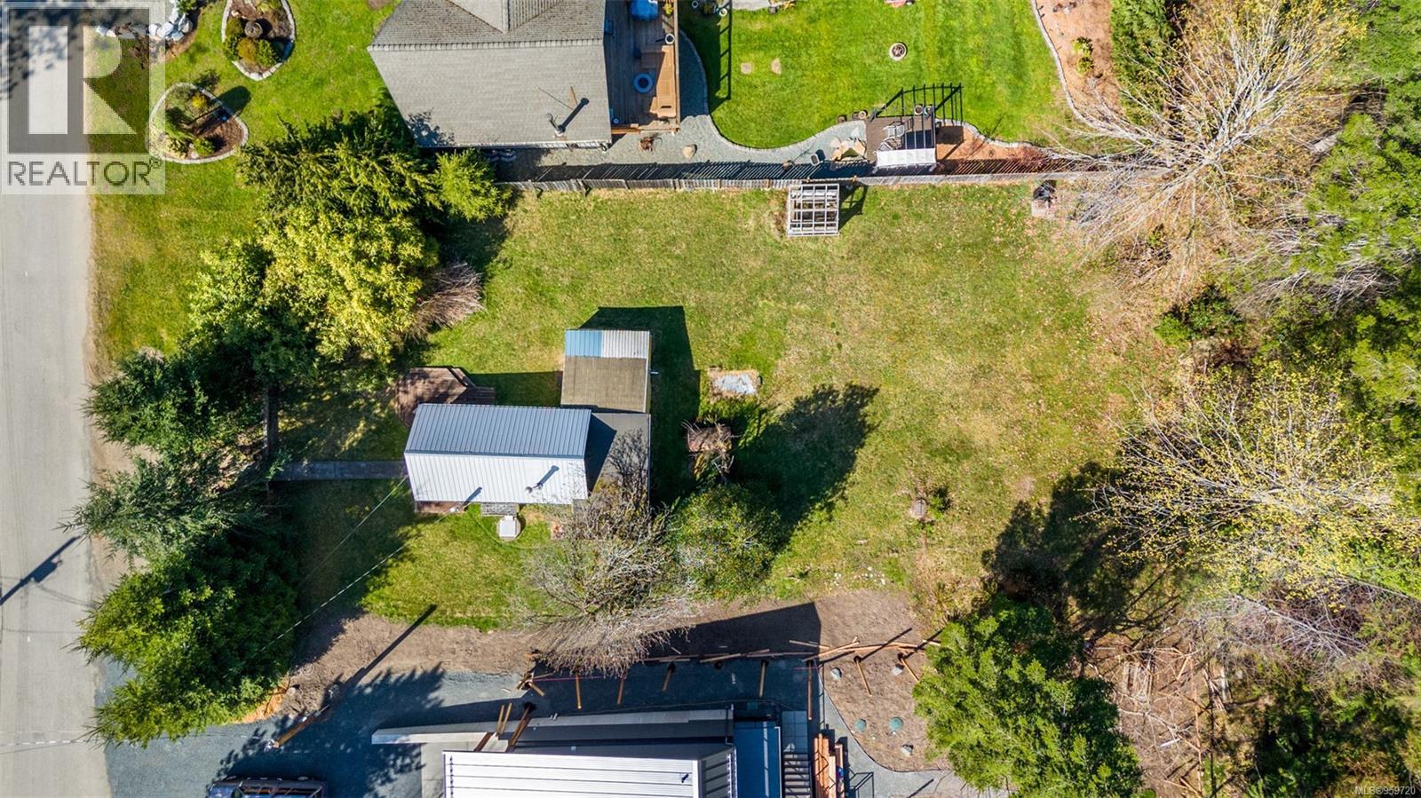 6148 Aldergrove Dr - 1