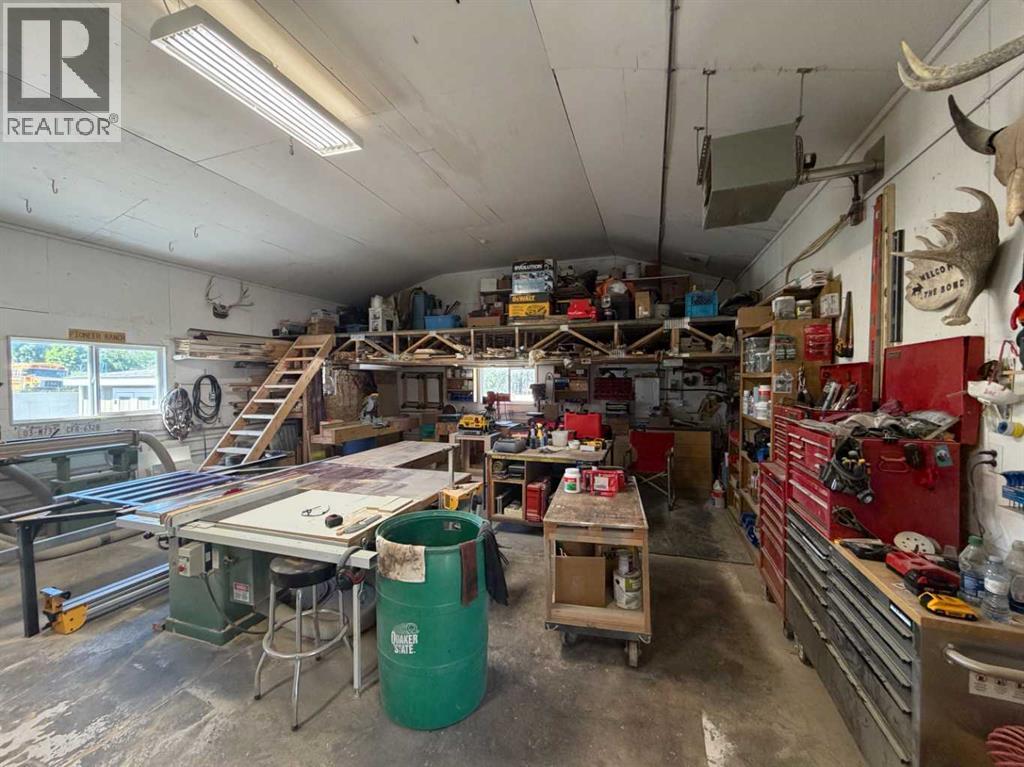 48 7th Avenue E - 25