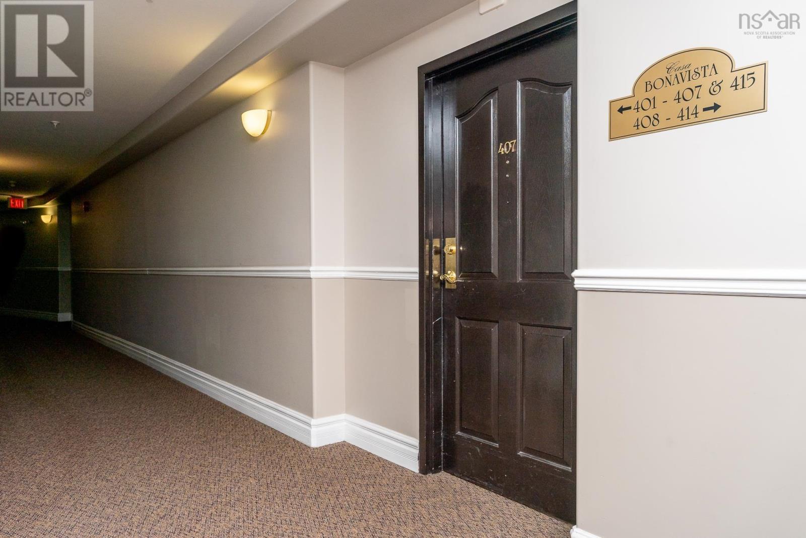 #407 2 Lake Drive - 33