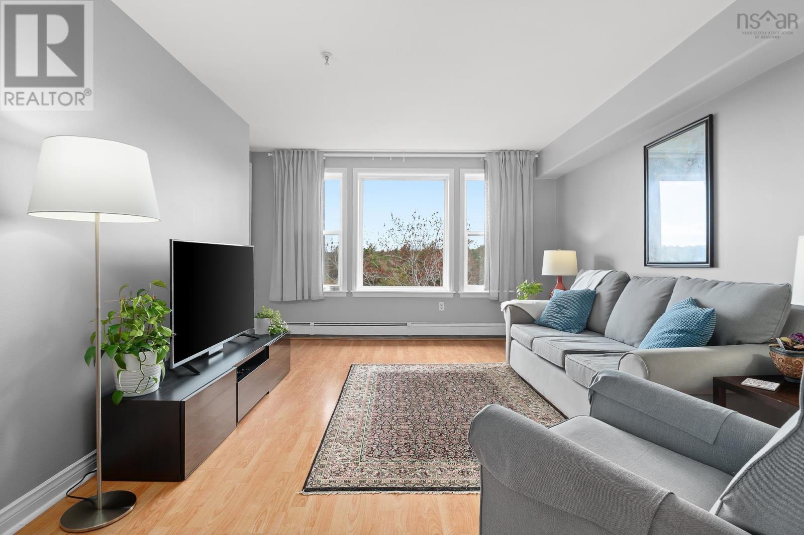 #407 2 Lake Drive - 6
