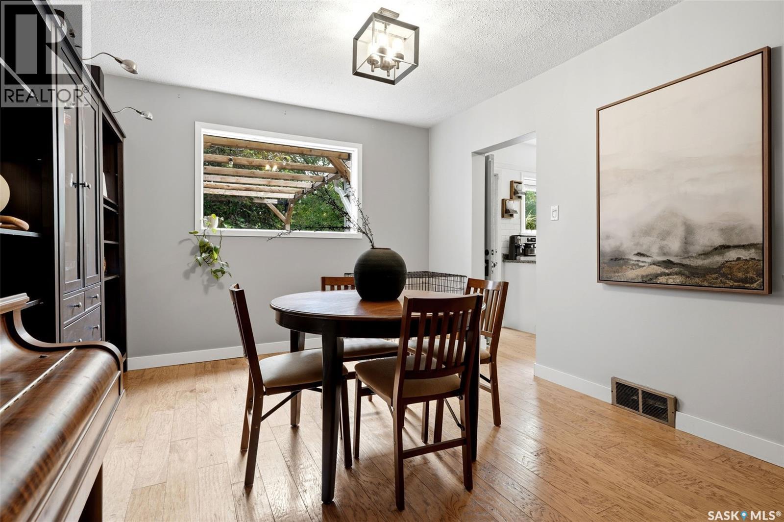 2022 Montague STREET — photo 12
