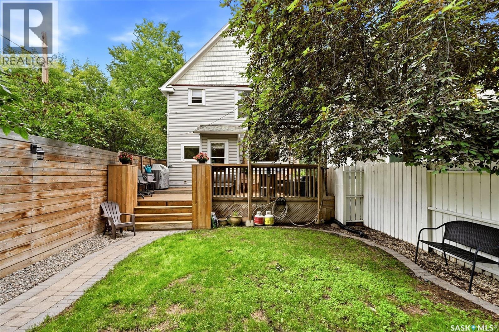 2022 Montague STREET — photo 43