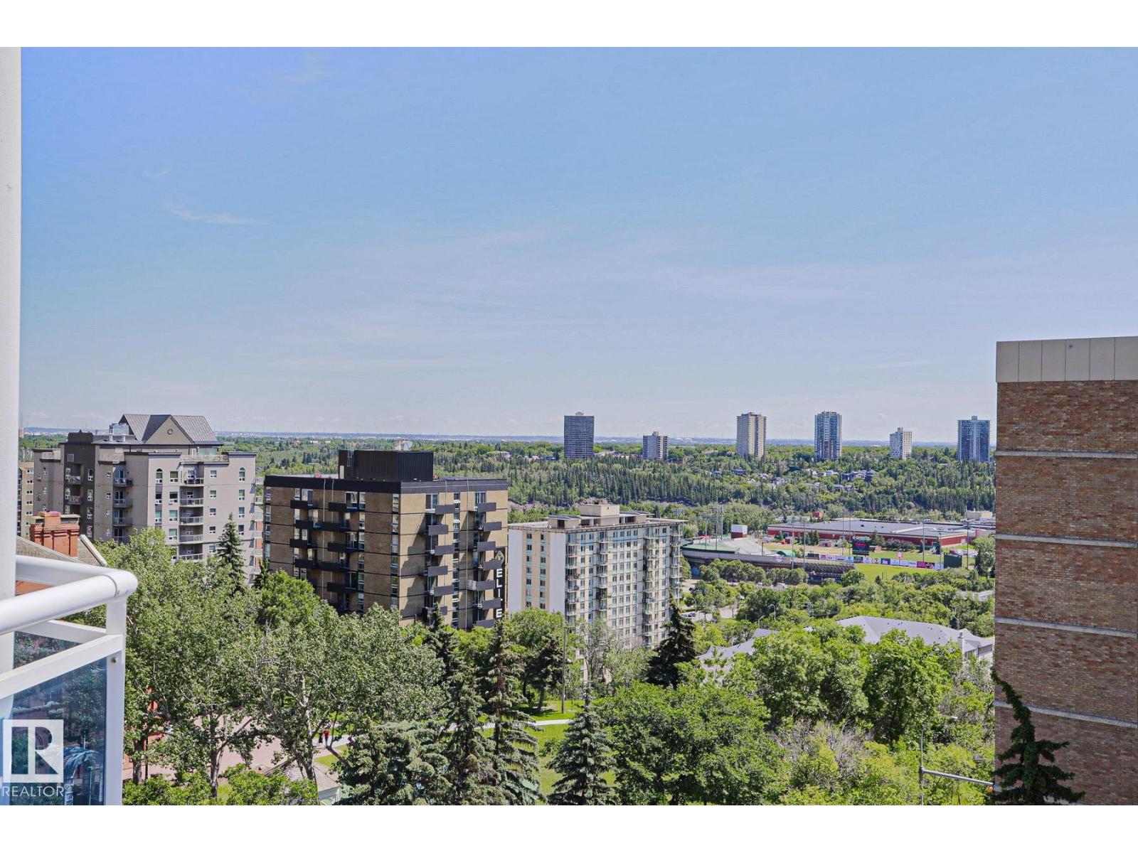 #1004 10504 99 AV NW - 29