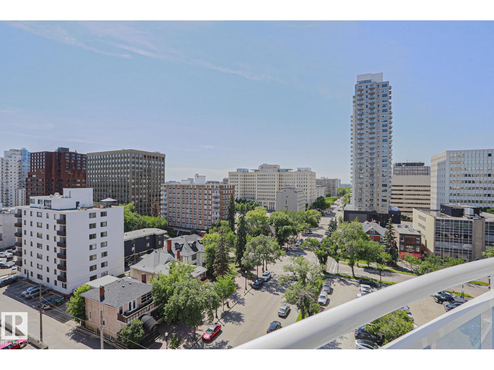 #1004 10504 99 AV NW - 31