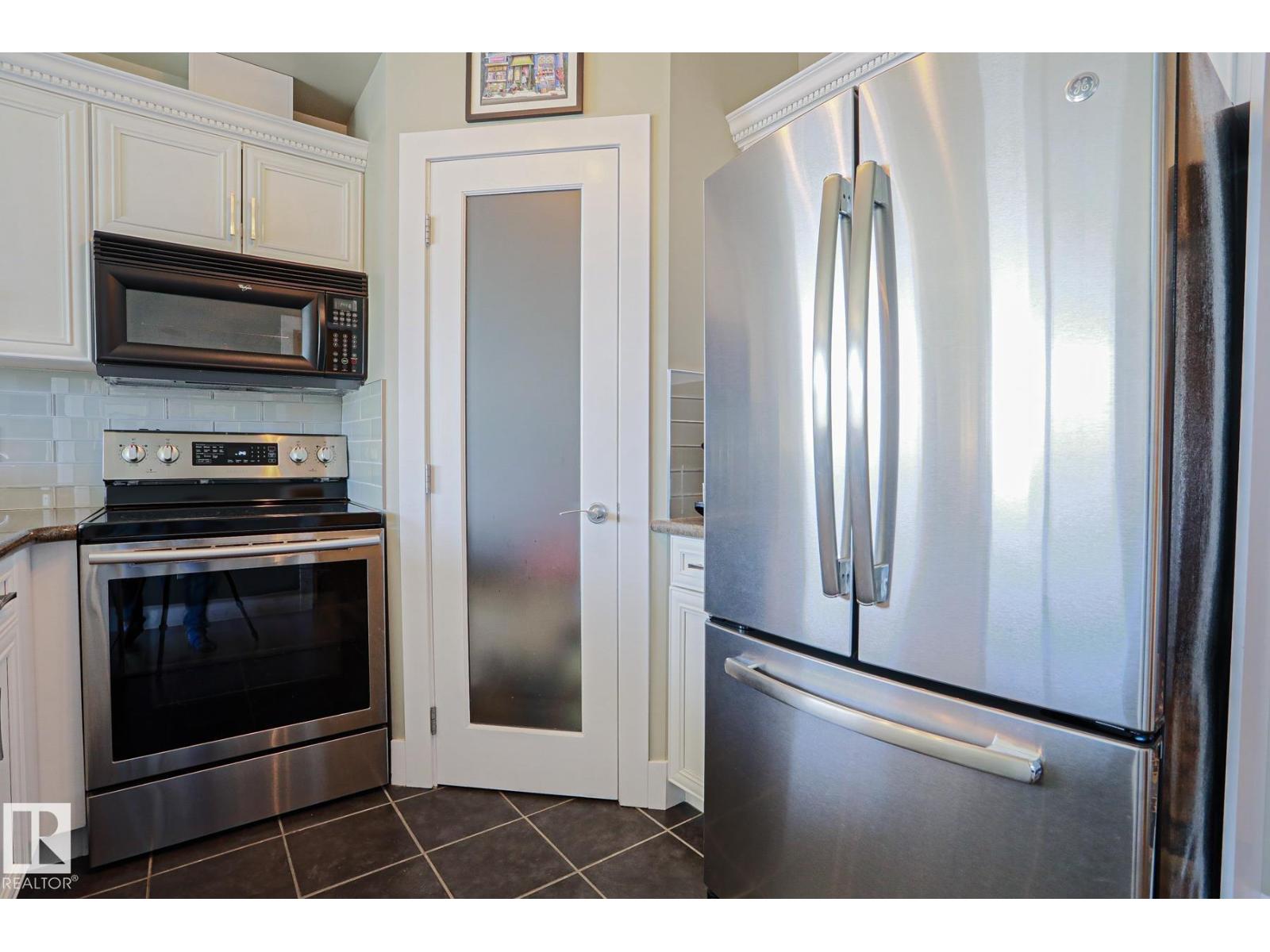 #1004 10504 99 AV NW - 9