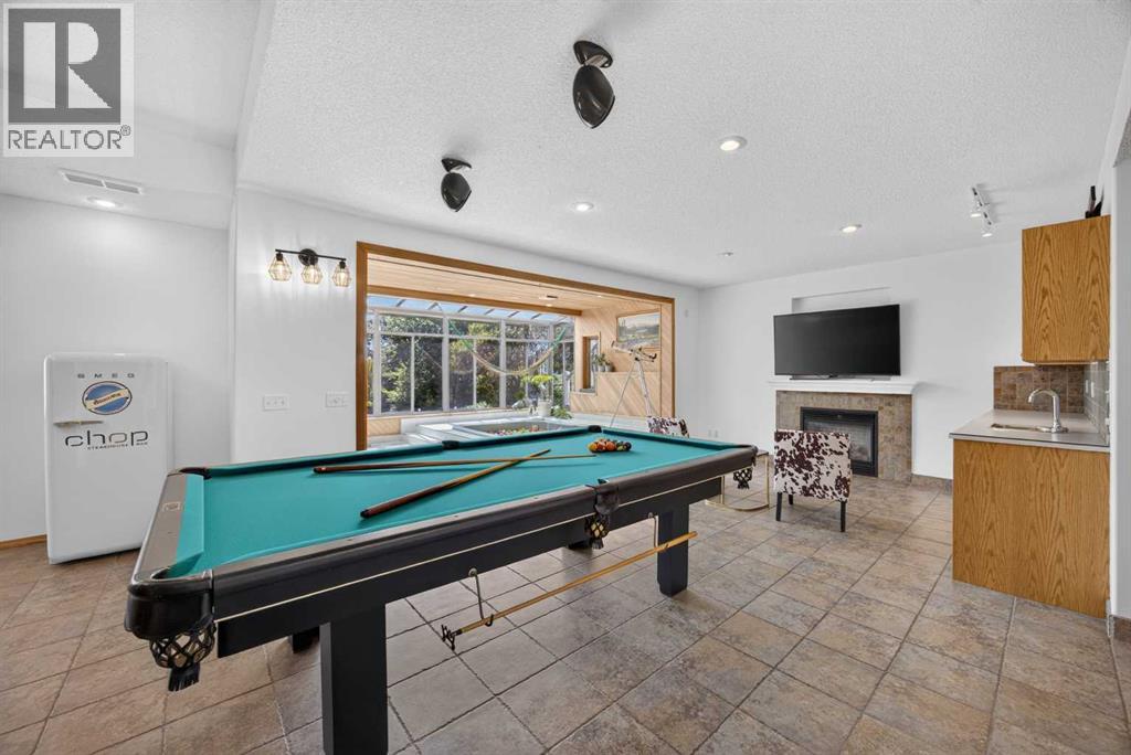2339 Morris Crescent SE — photo 37