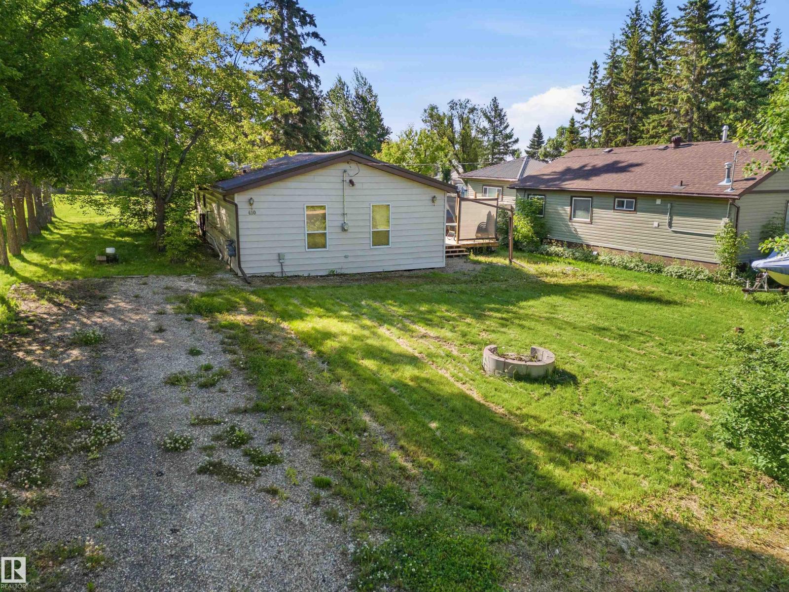 410 4 St Yellowstone - 10