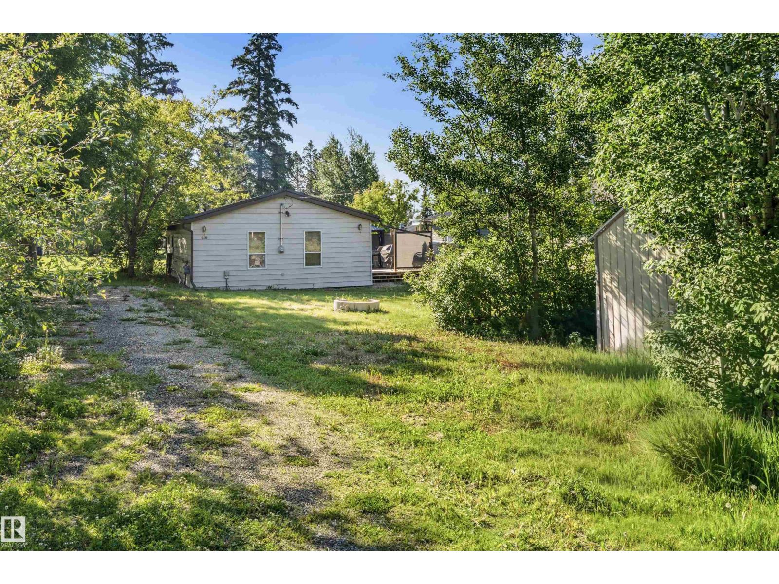 410 4 St Yellowstone - 12