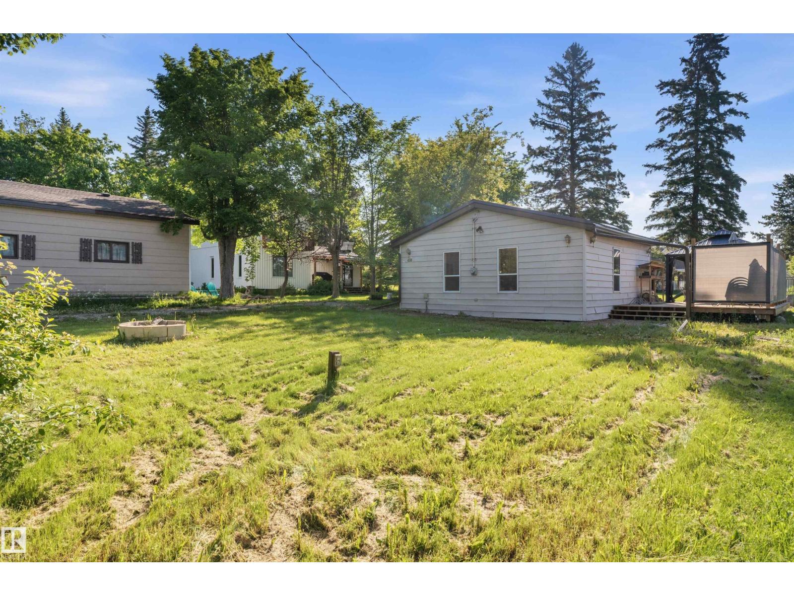 410 4 St Yellowstone - 13