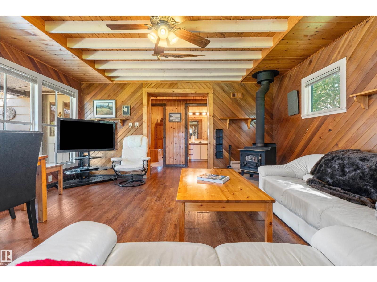 410 4 St Yellowstone - 19