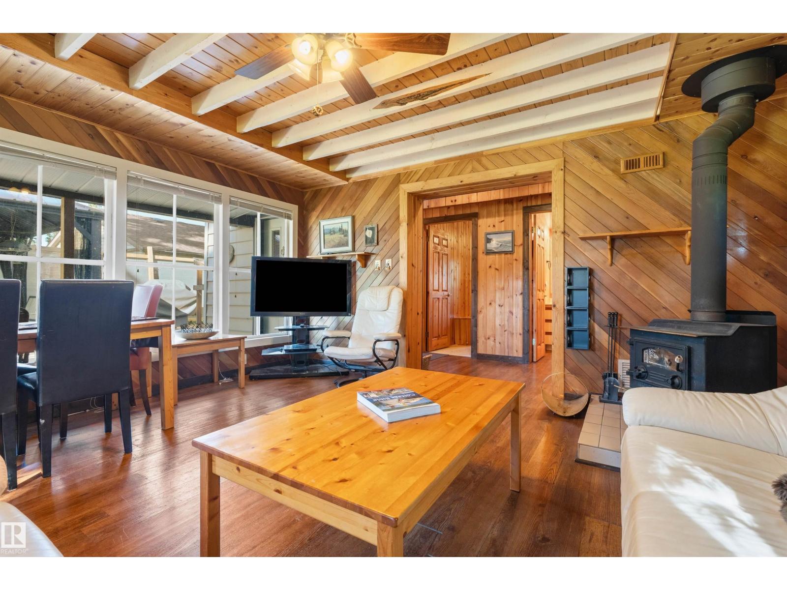 410 4 St Yellowstone - 20