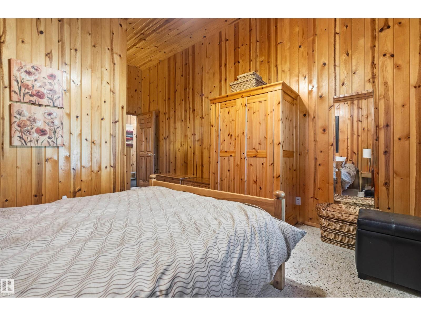 410 4 St Yellowstone - 26