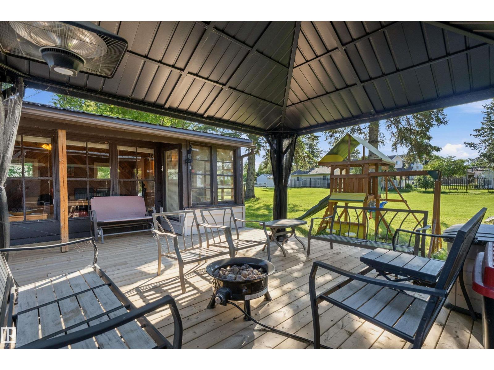 410 4 St Yellowstone - 36