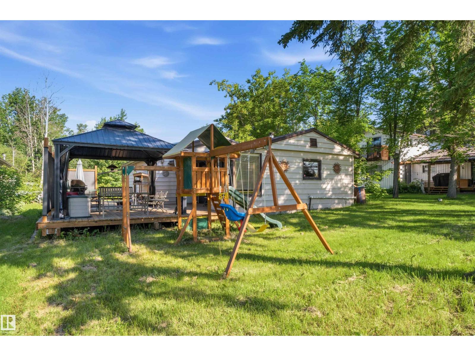 410 4 St Yellowstone - 42