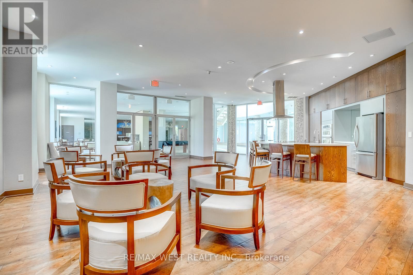 #908 2240 LAKE SHORE BOULEVARD W - Image 38