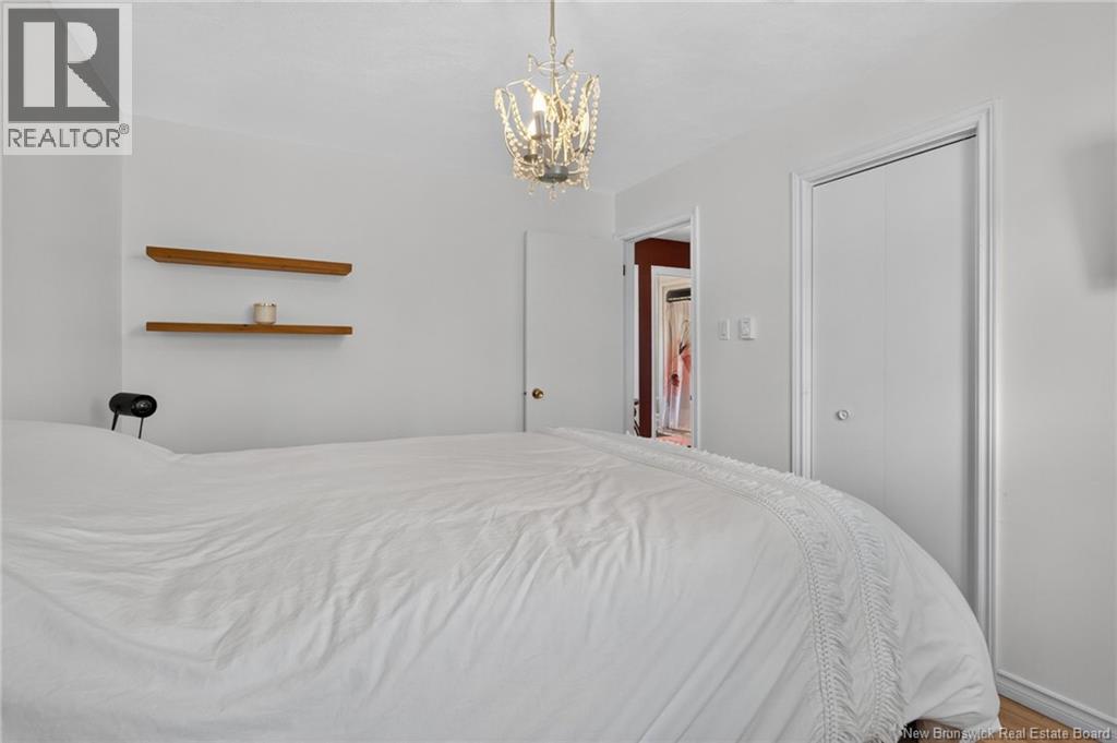 25 Lasalle Crescent - 19