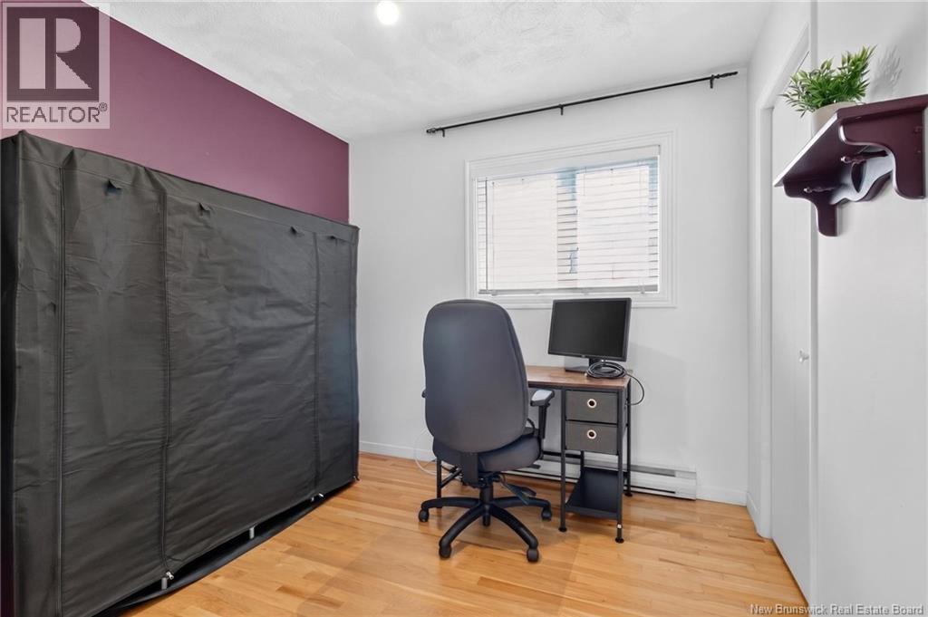 25 Lasalle Crescent - 21