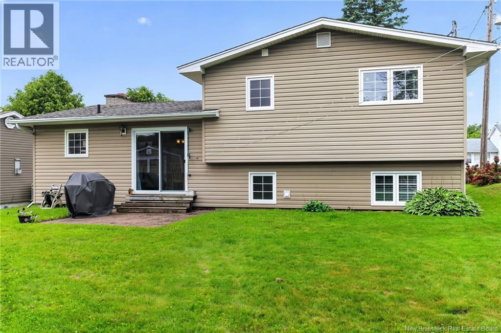 25 Lasalle Crescent - 33