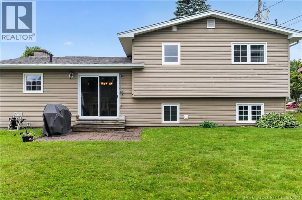 25 Lasalle Crescent - Image 34