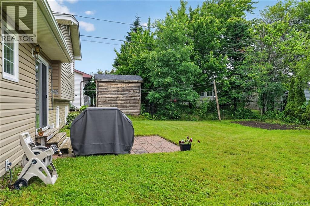25 Lasalle Crescent - 36