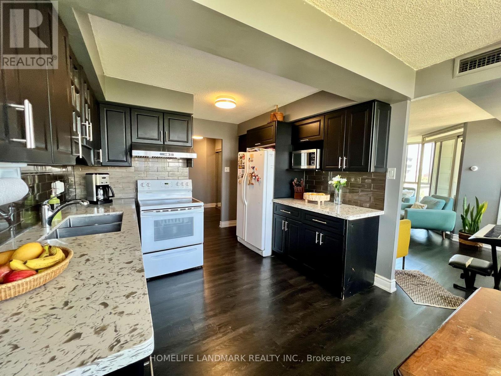 #1203 2901 KIPLING AVENUE - 19